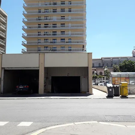 Hyper Centre Avec Garage Apartmán *