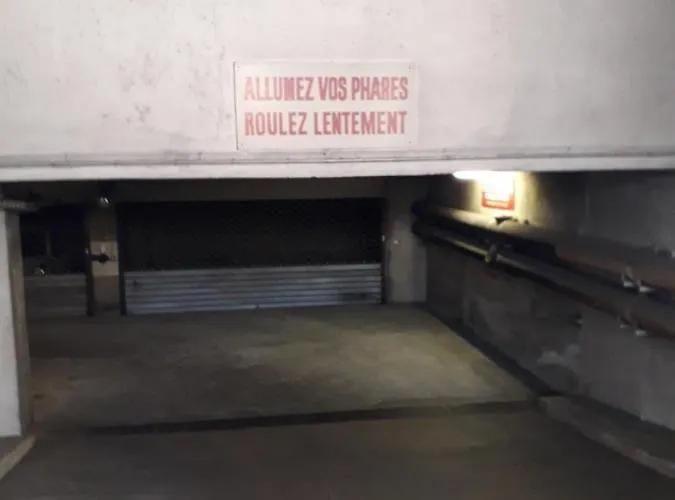 Hyper Centre Avec Garage Apartament *