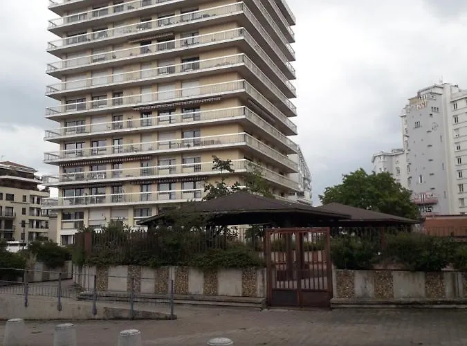 Apartament Hyper Centre Avec Garage *