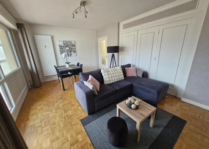 Hyper Centre Avec Garage Apartament